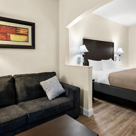 Quality Inn & Suites Лафайетт Экстерьер фото