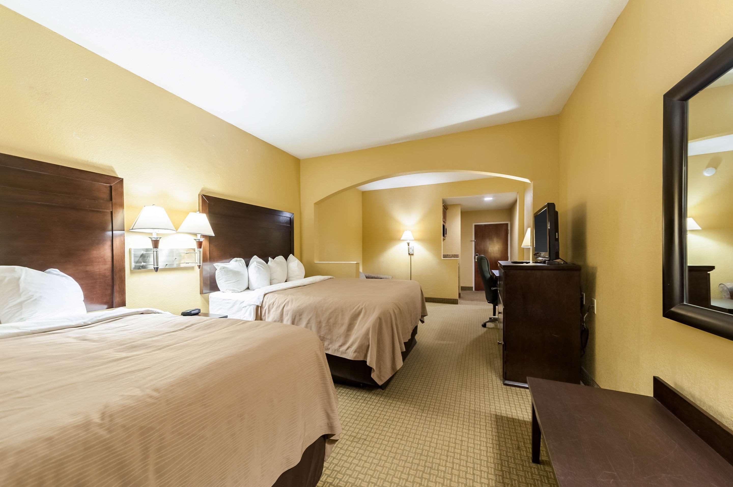 Quality Inn & Suites Лафайетт Экстерьер фото