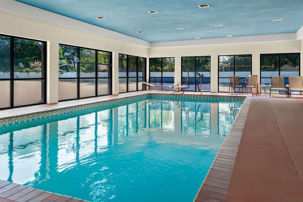 Quality Inn & Suites Лафайетт Удобства фото
