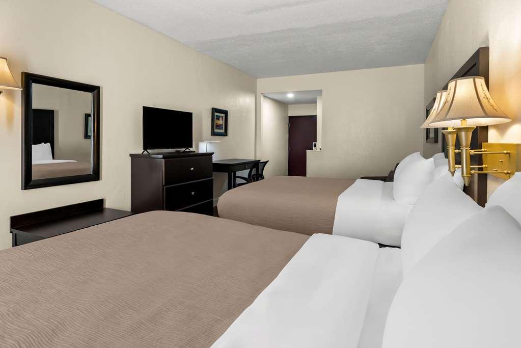 Quality Inn & Suites Лафайетт Номер фото