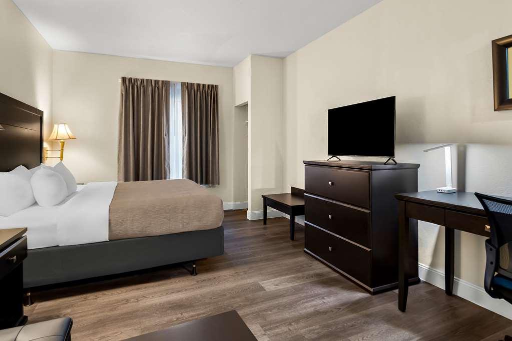 Quality Inn & Suites Лафайетт Номер фото
